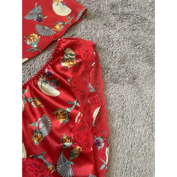 Vintage Sexy Red Satin 2-Piece Lingerie Set | Floral Print Cami Top Trim Panties - Picture 3 of 9
